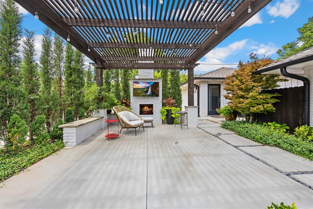 1707 Huntington Avenue