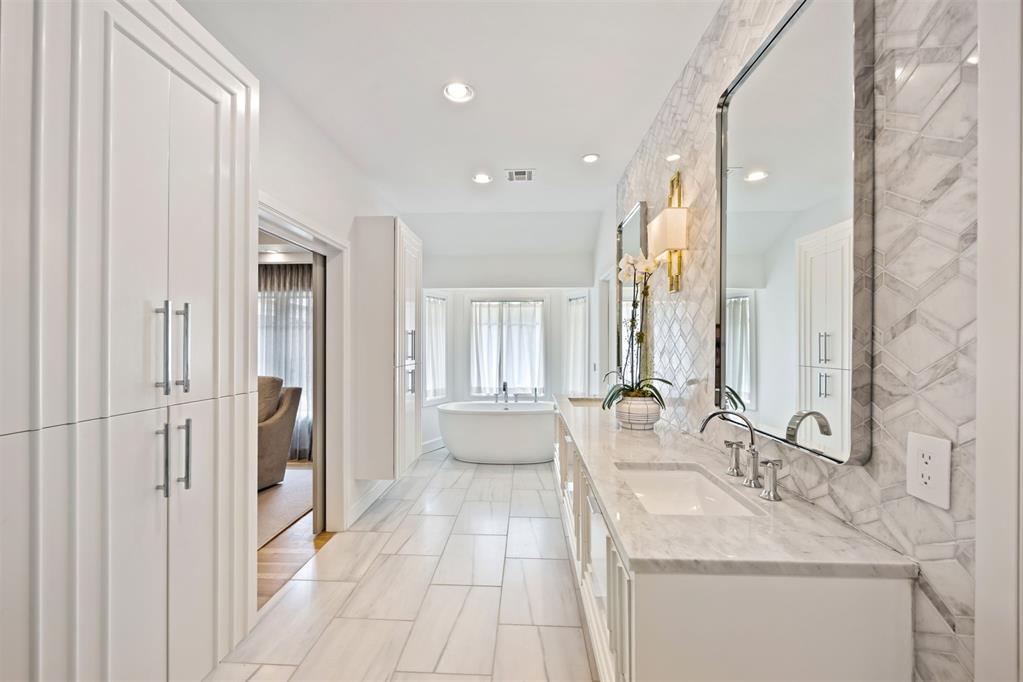 1707 Huntington Avenue