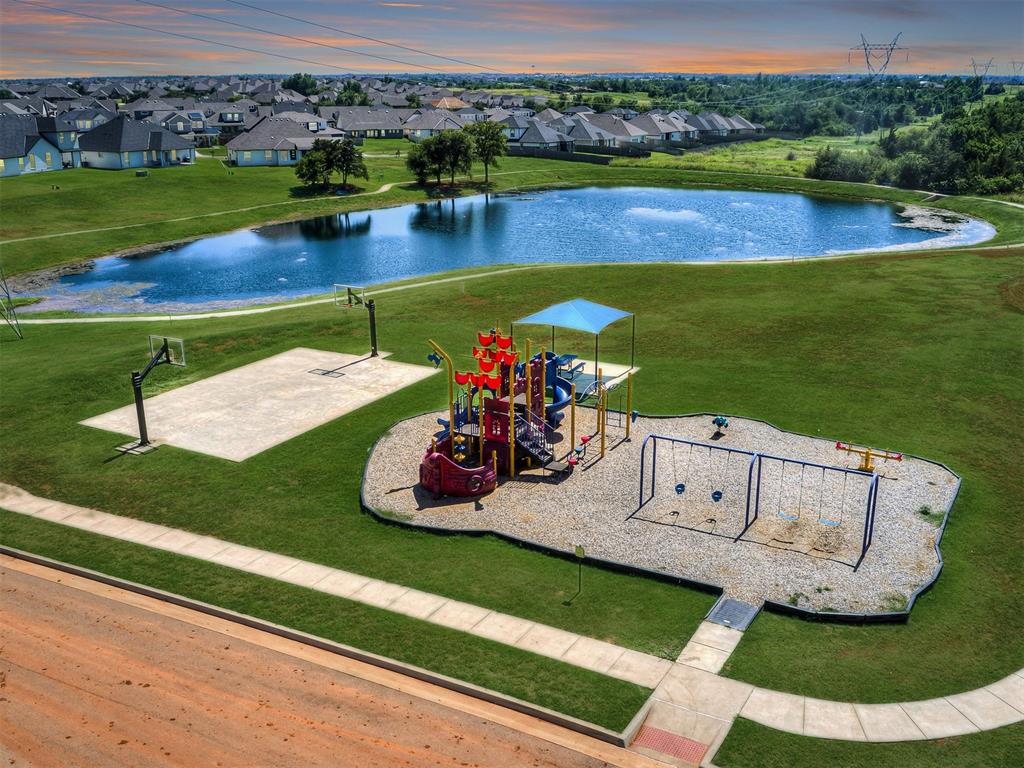 15204 Clubhouse Drive