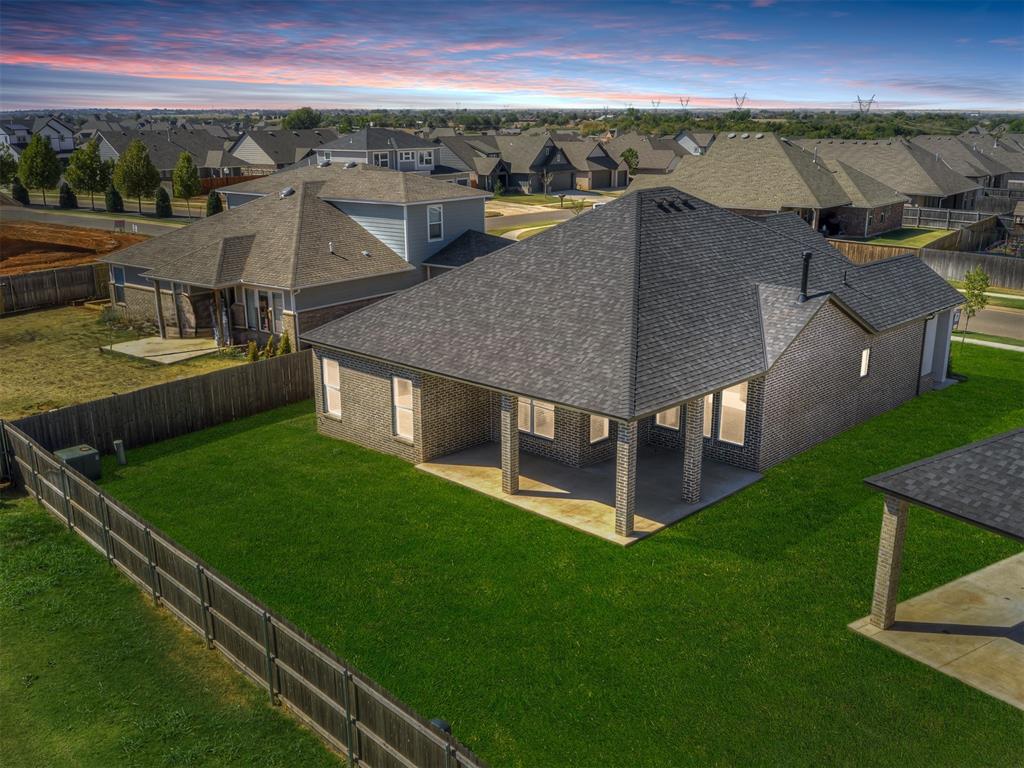 15204 Clubhouse Drive