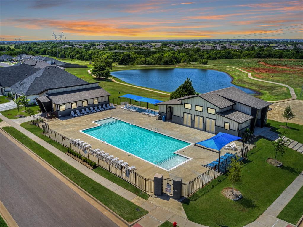 15204 Clubhouse Drive