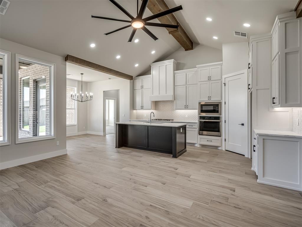 15204 Clubhouse Drive