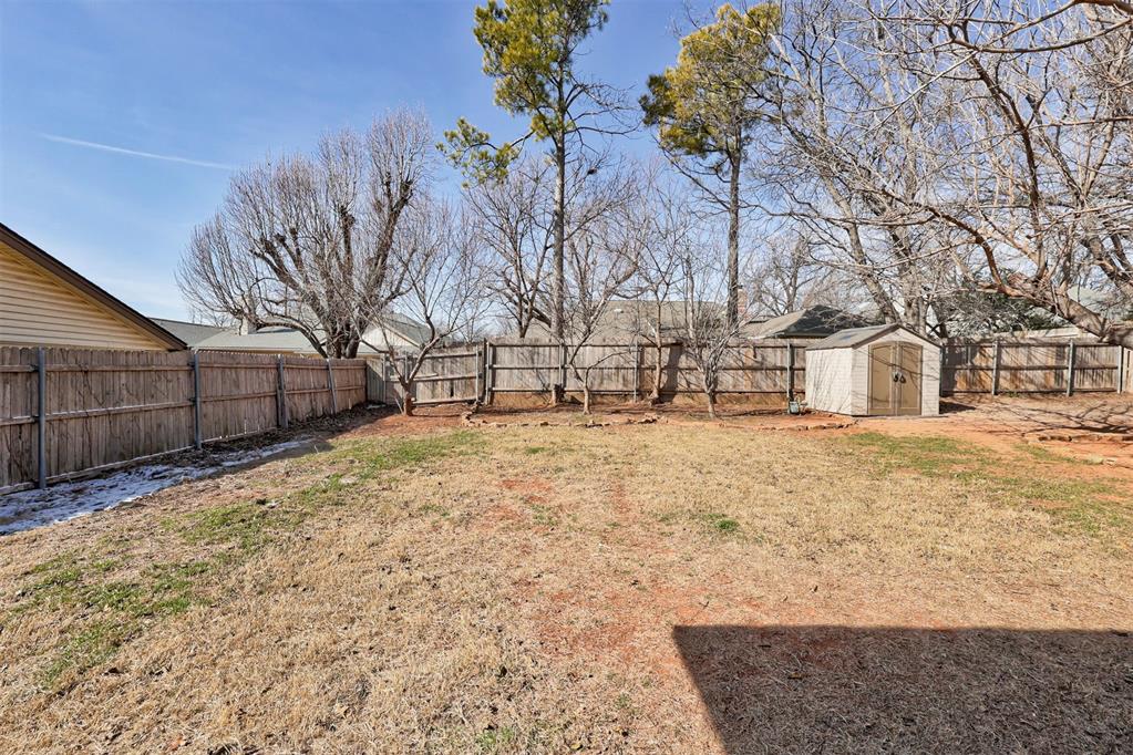 11809 Dover Circle
