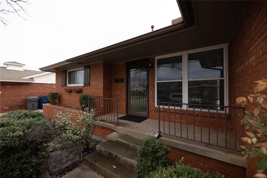2728 Manchester Drive