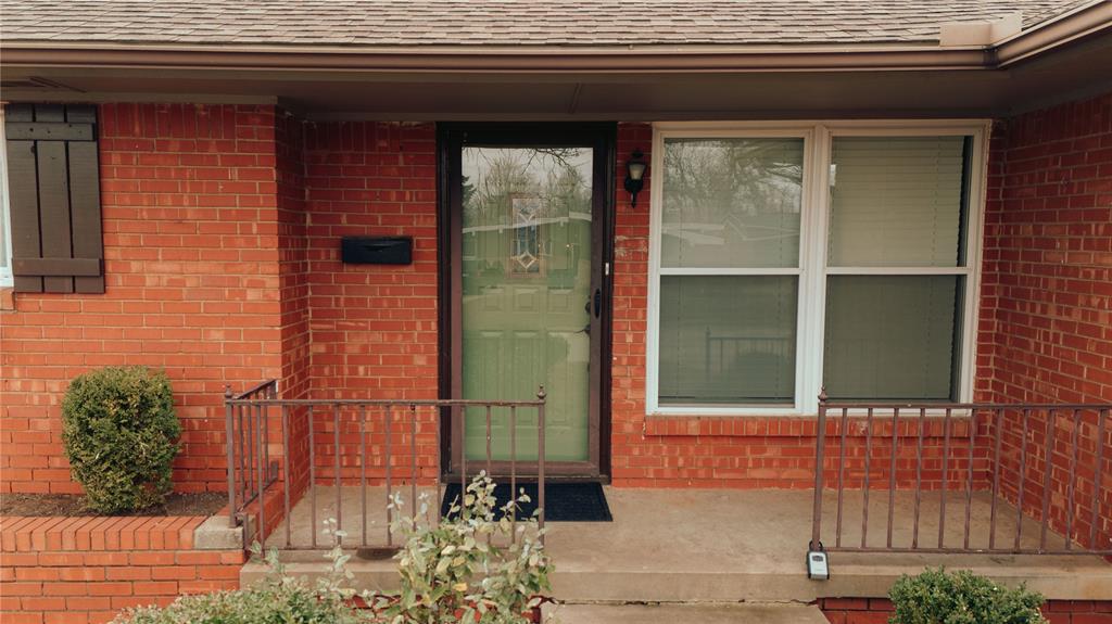 2728 Manchester Drive