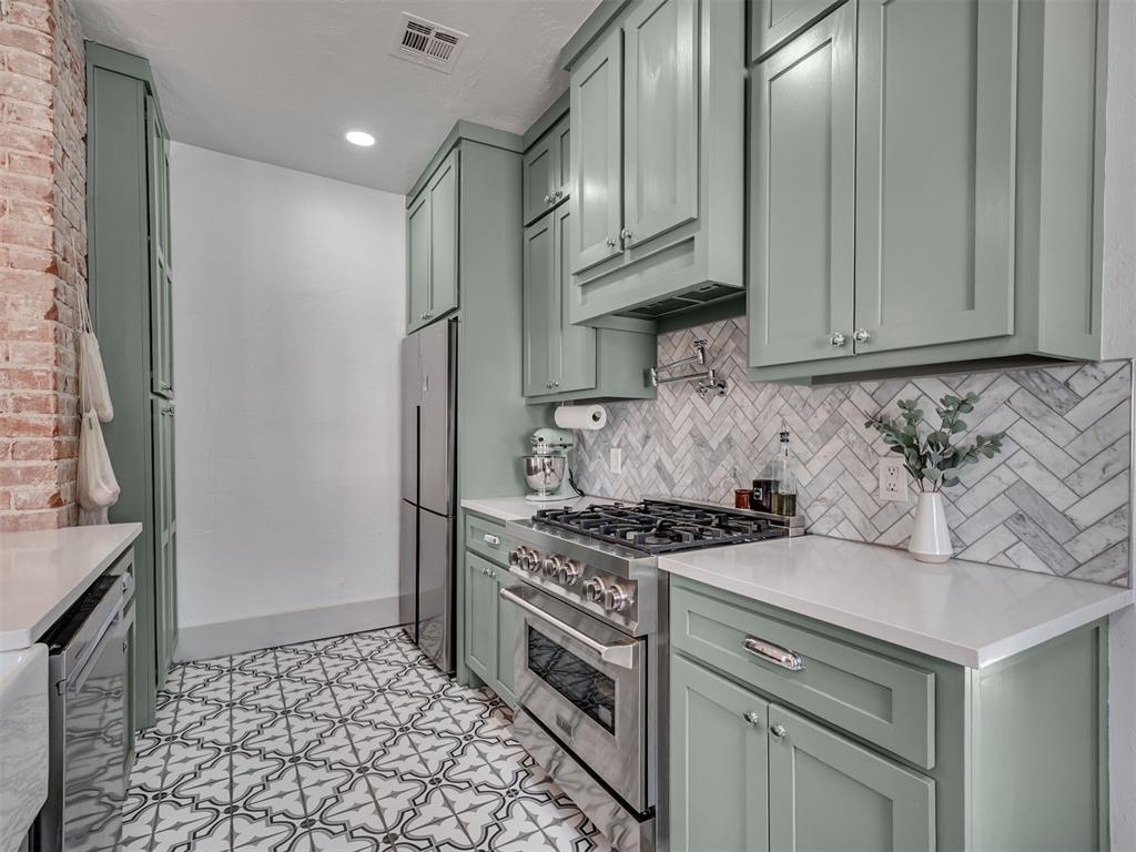 1412 NW 21st Street