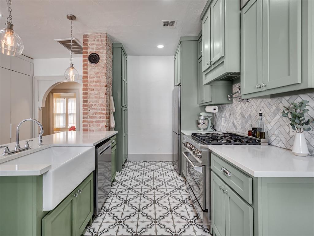 1412 NW 21st Street