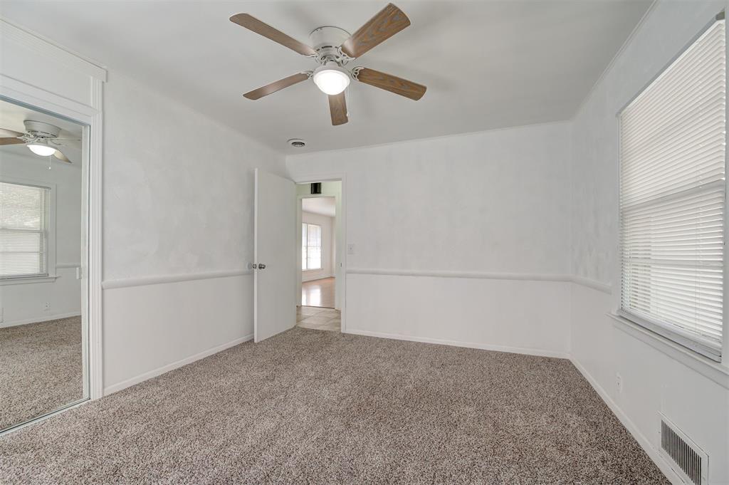 2131 Carlton Way