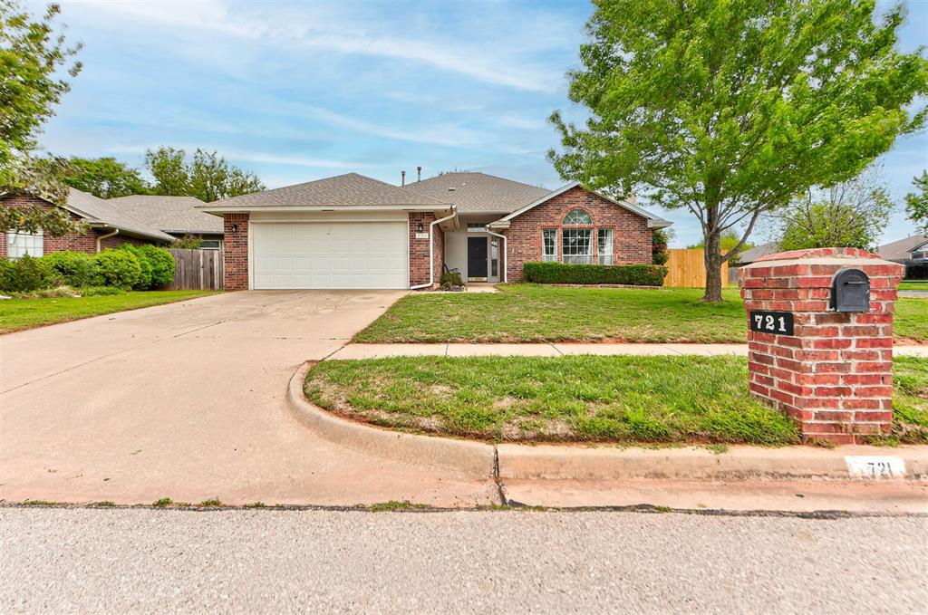 721 Gyrfalcon Drive