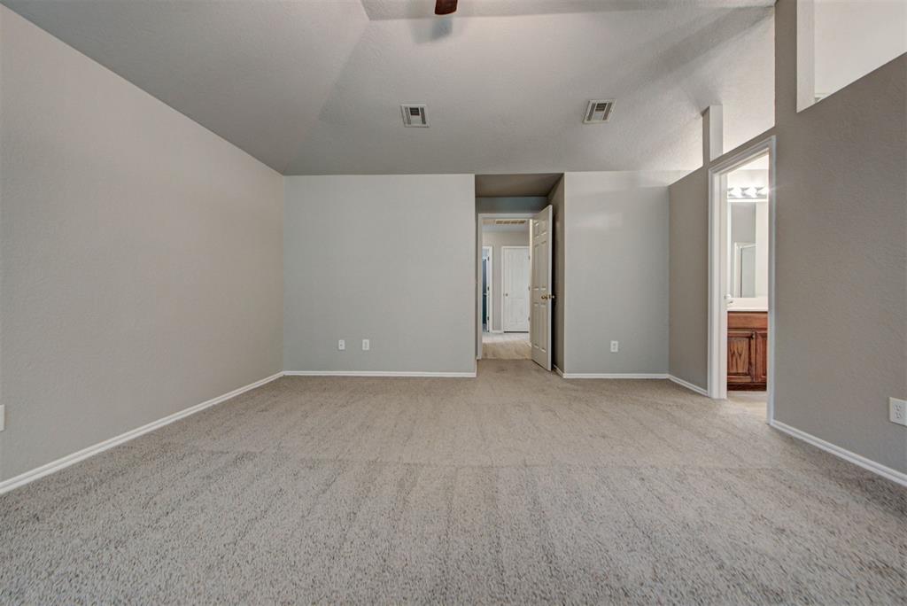 721 Gyrfalcon Drive