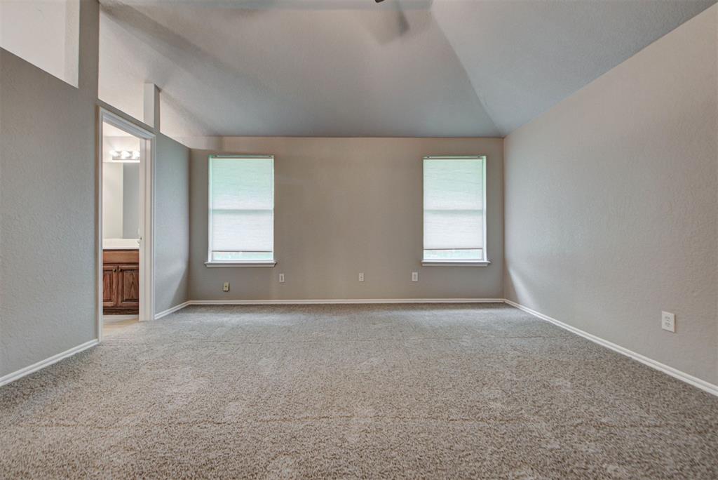721 Gyrfalcon Drive