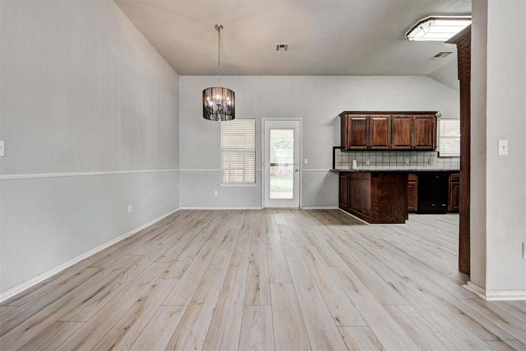 721 Gyrfalcon Drive