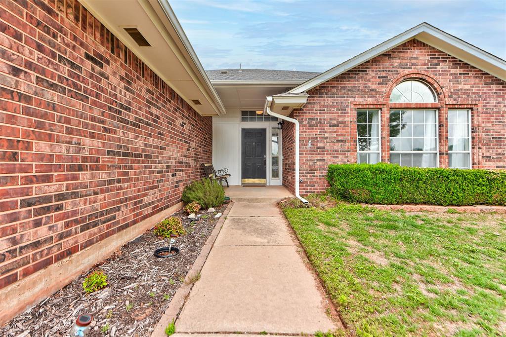 721 Gyrfalcon Drive