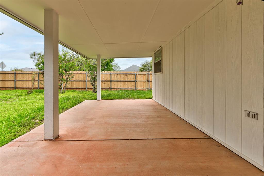 721 Gyrfalcon Drive