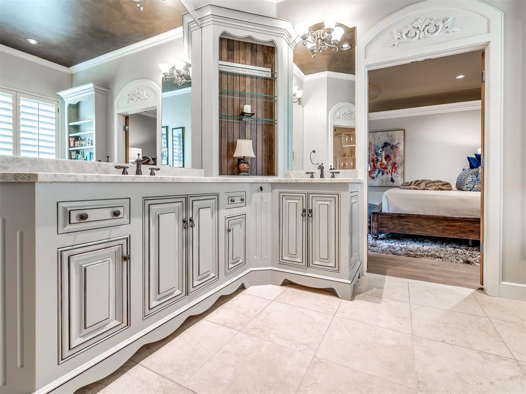 2116 Woodcrest Lane