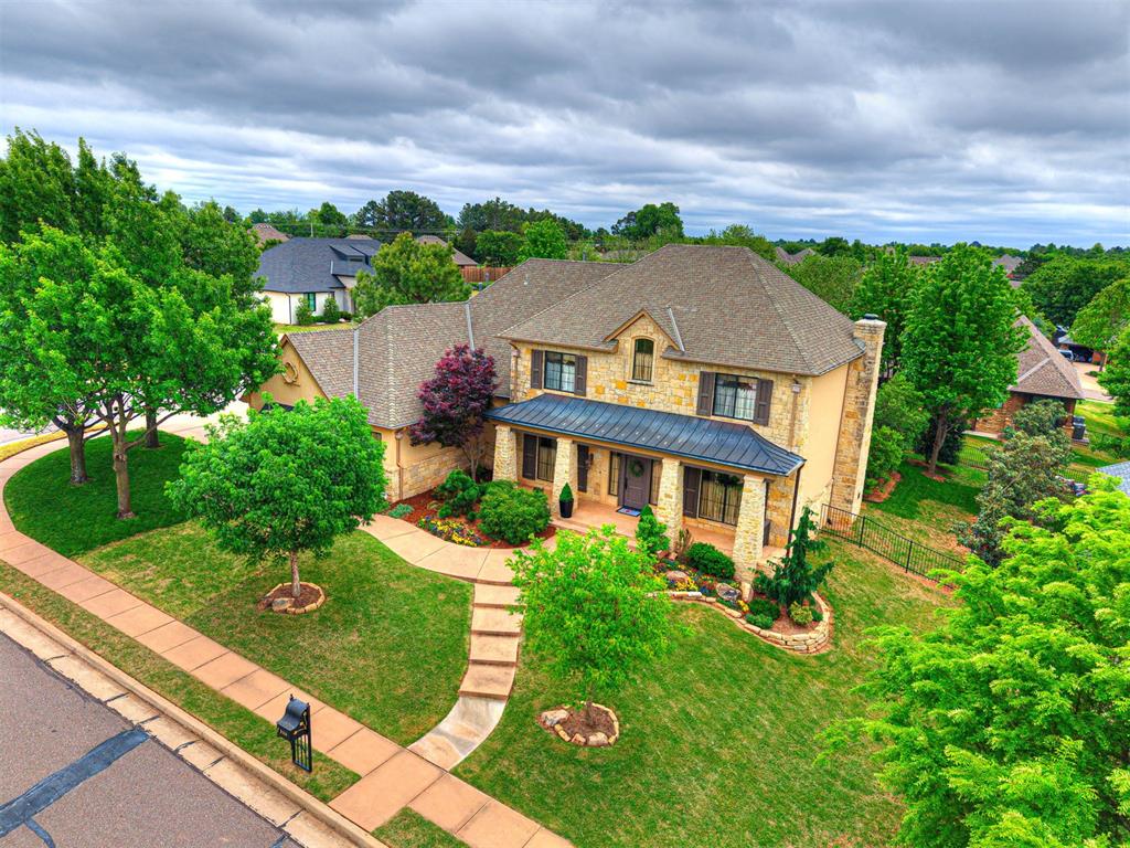 2116 Woodcrest Lane