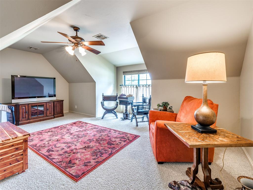 2116 Woodcrest Lane
