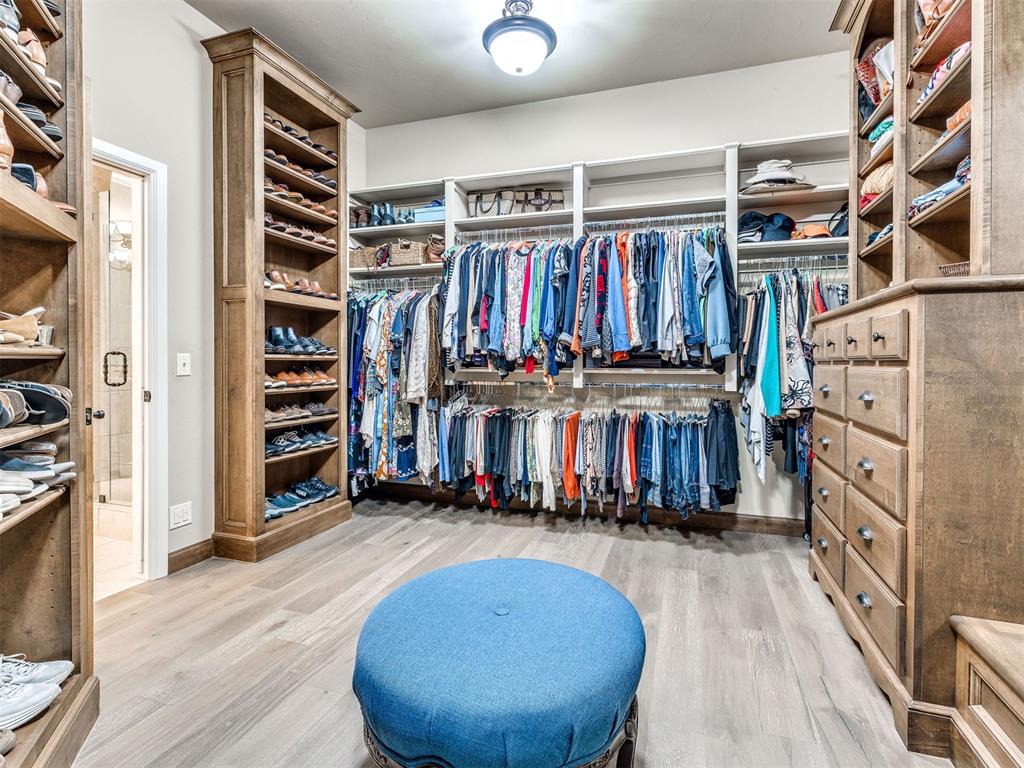 2116 Woodcrest Lane