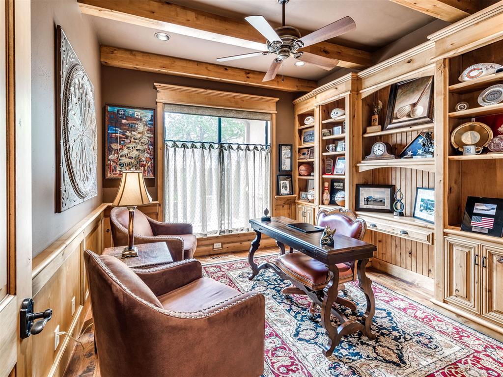2116 Woodcrest Lane