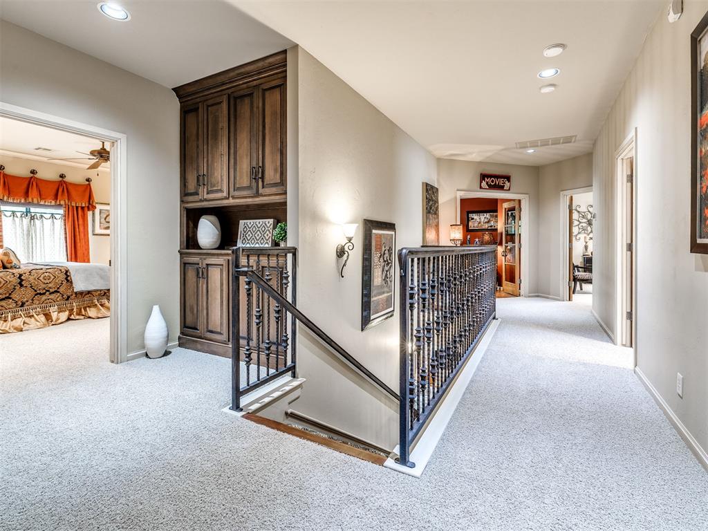 2116 Woodcrest Lane