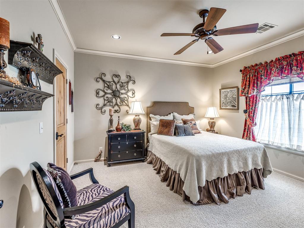 2116 Woodcrest Lane