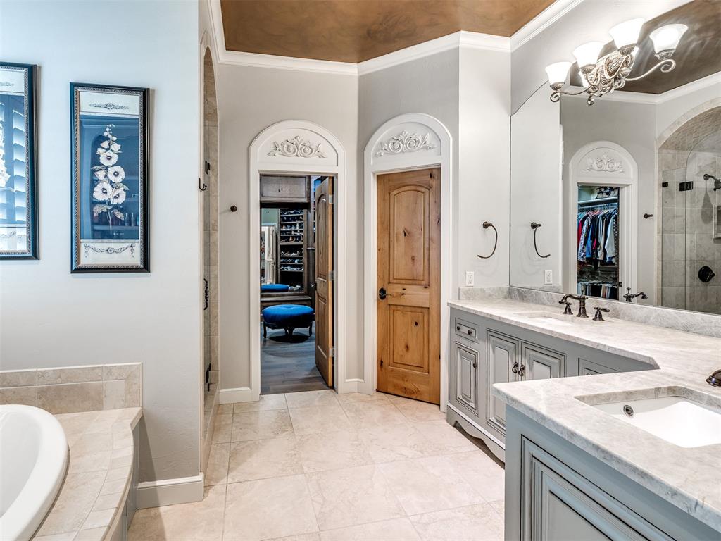 2116 Woodcrest Lane