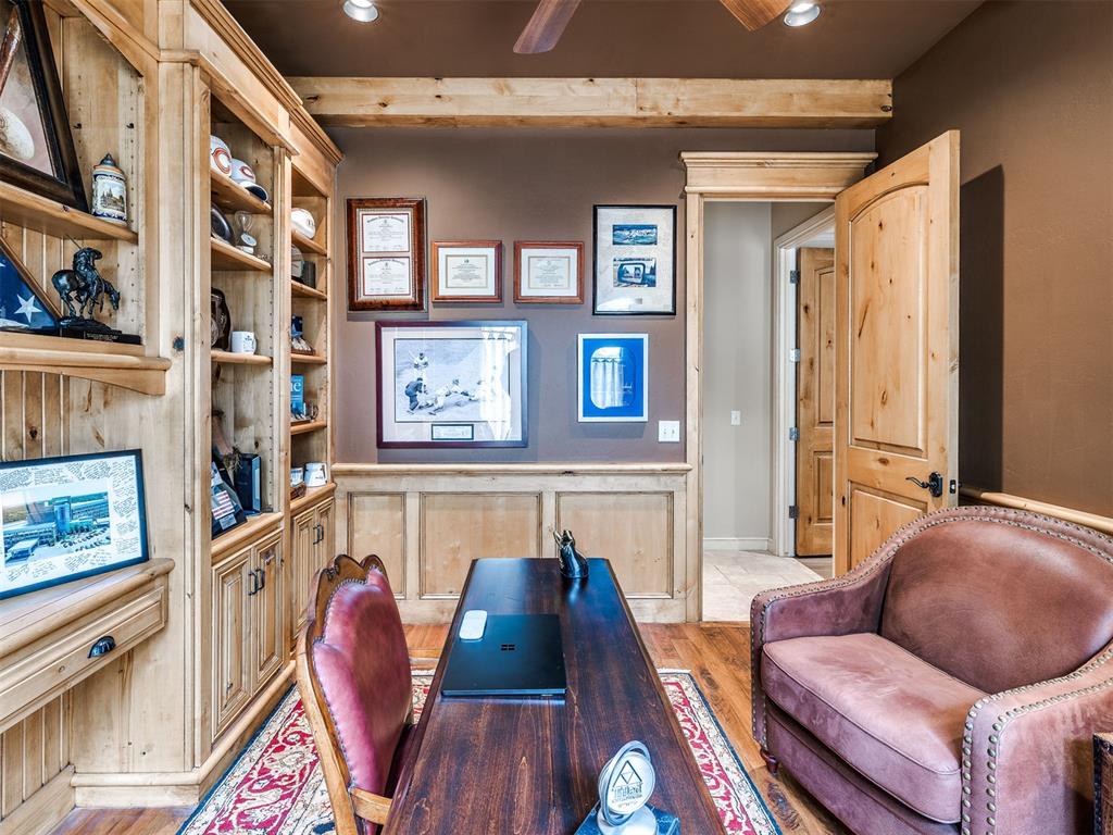 2116 Woodcrest Lane