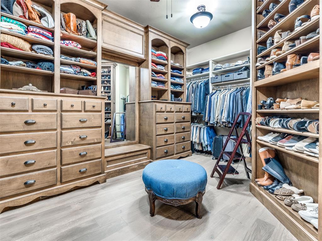 2116 Woodcrest Lane