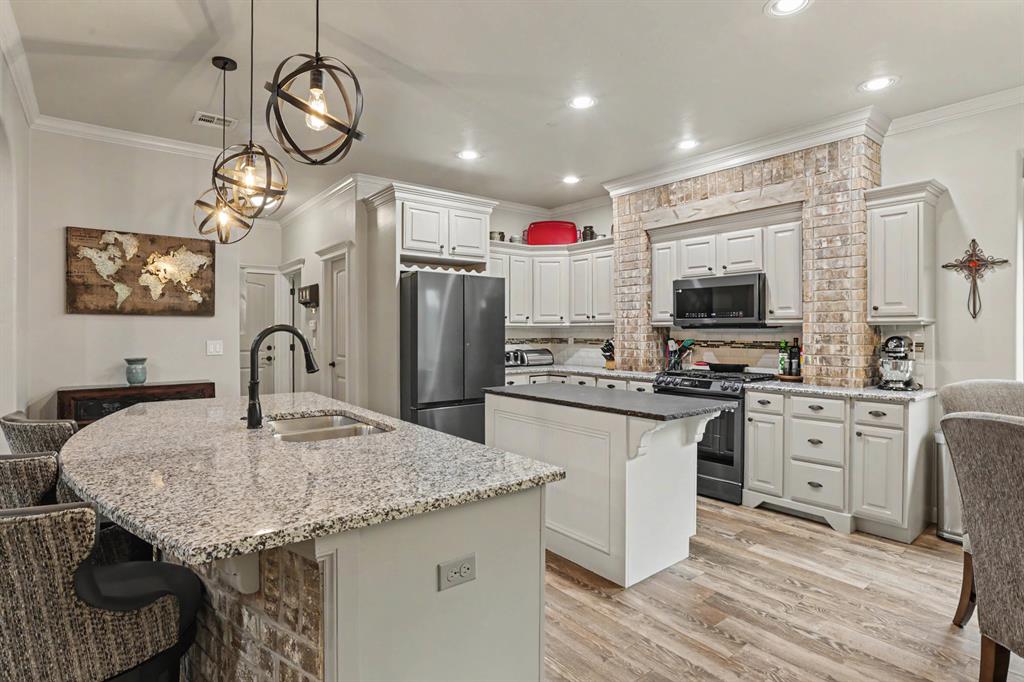 19521 Rambling Creek Drive