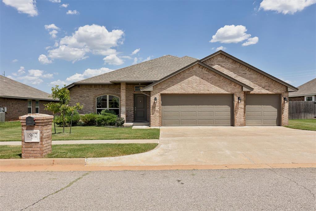 15612 W Vermillion Drive