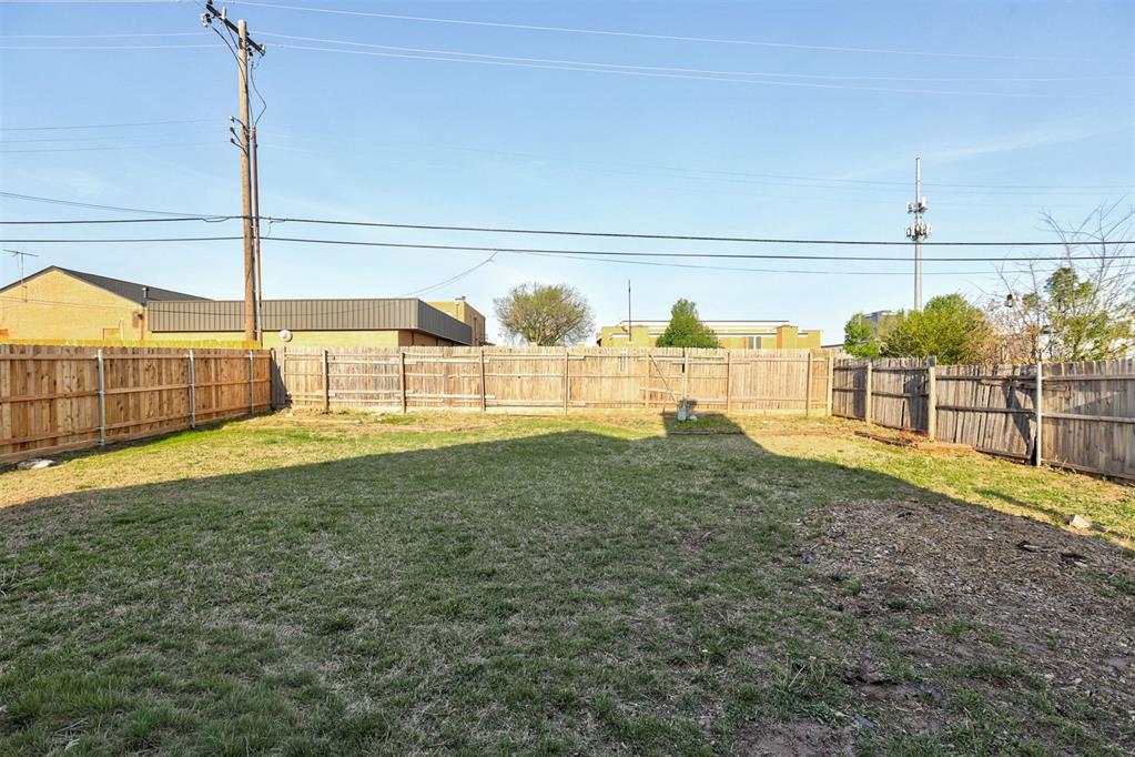 5117 N Miller Avenue