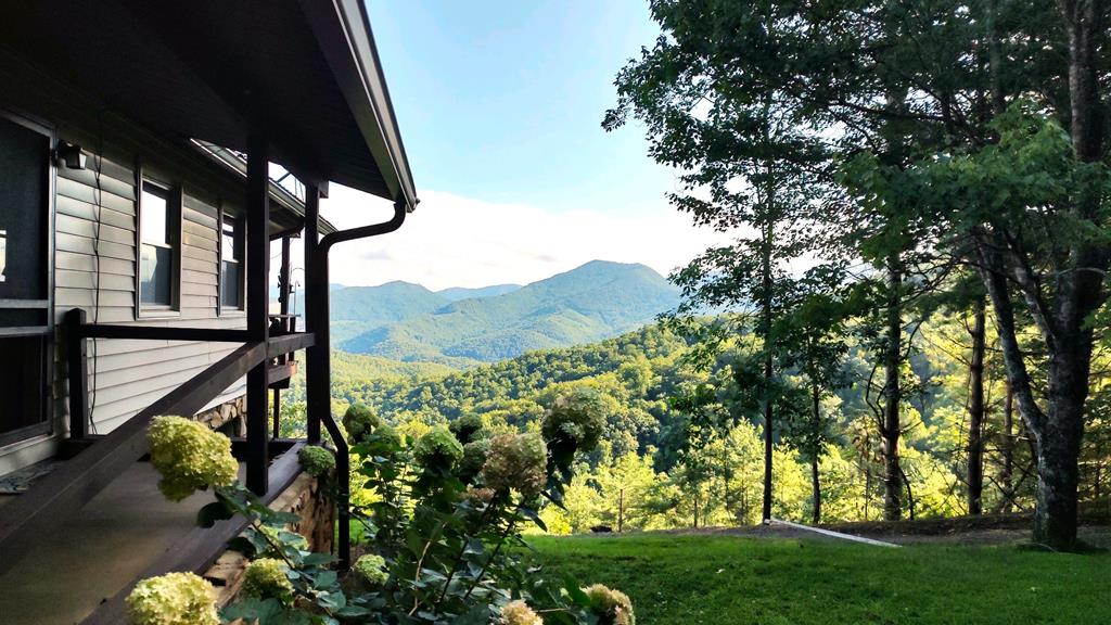 472 Hallelujah Acres