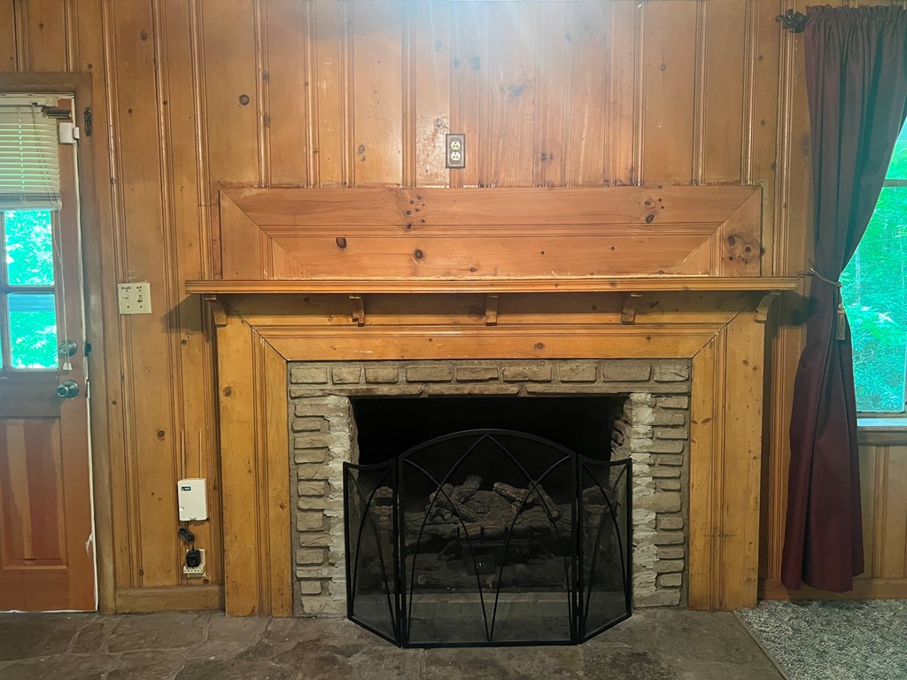 2060 Sam Dills Rd