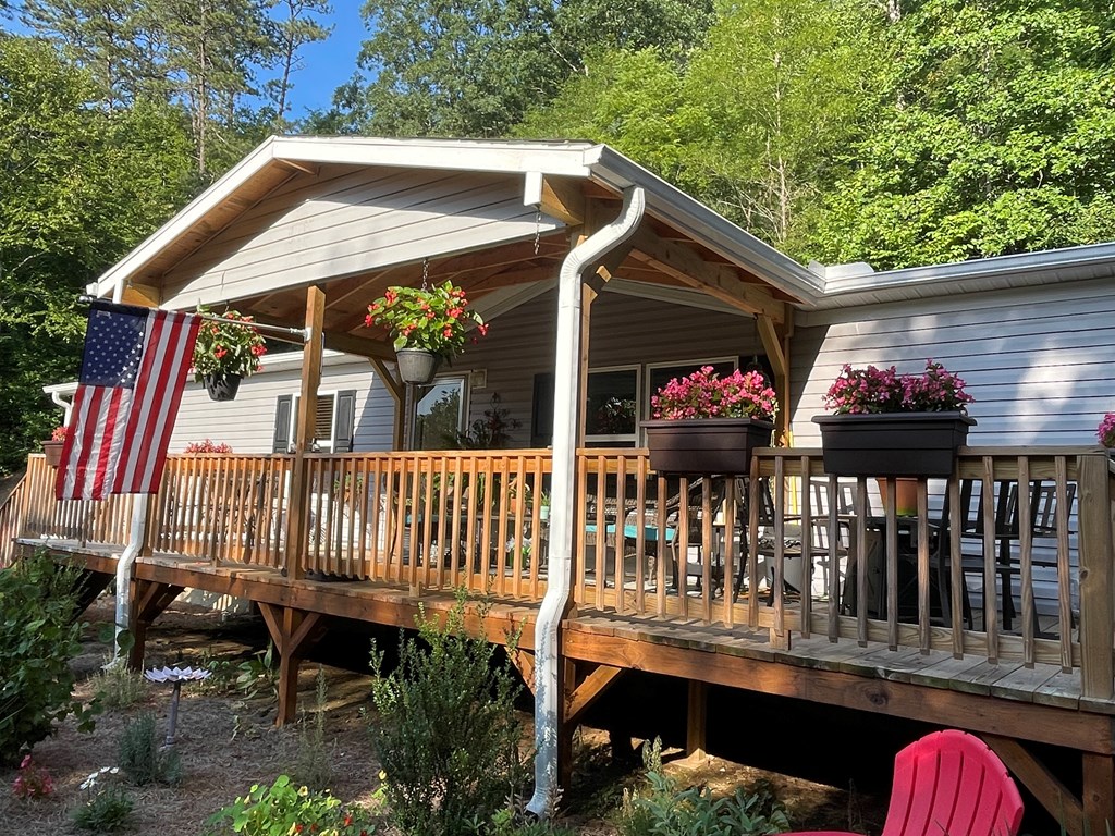 122 Clear Creek Ridge
