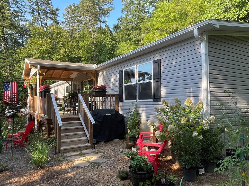 122 Clear Creek Ridge