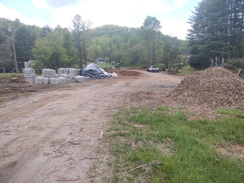 628 E Main St, Sylva