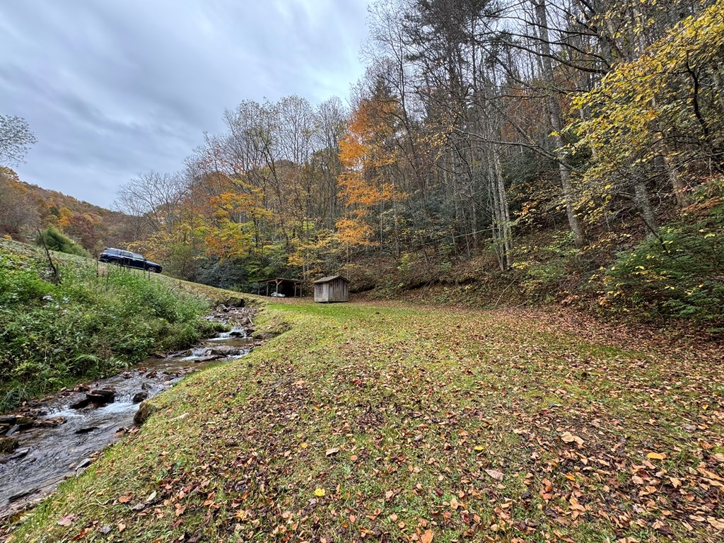 00 Pumpkintown Road, Sylva