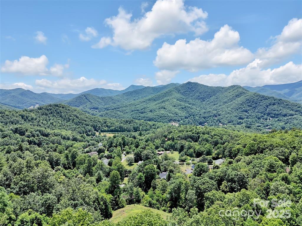 521 Signal Ridge