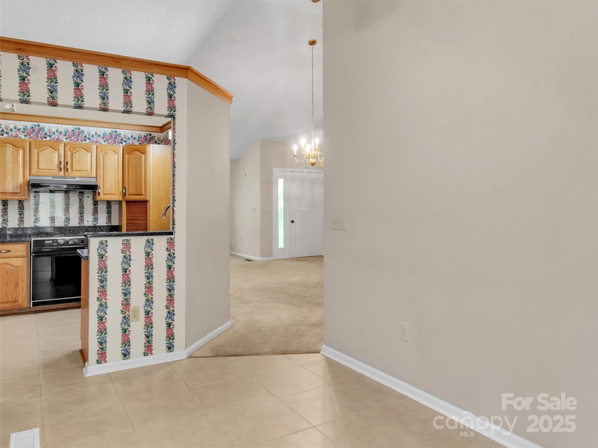 1695 Skyland Drive