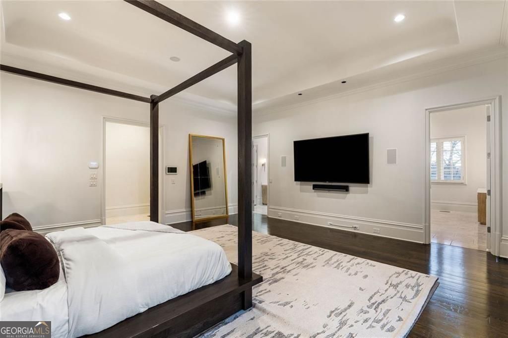 4076 Glen Devon Drive NW