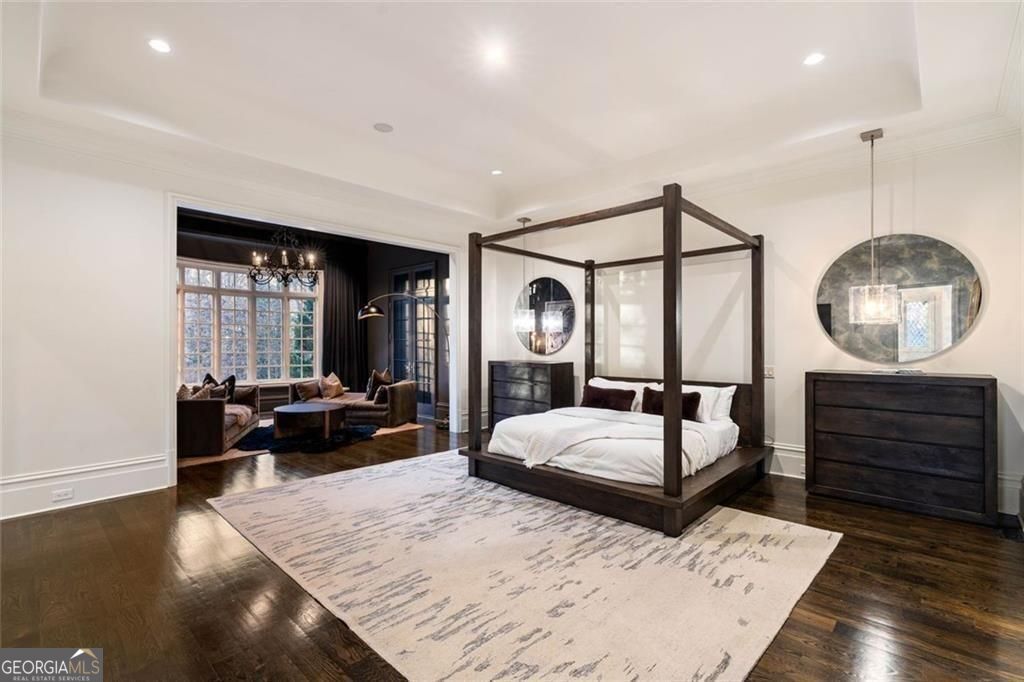 4076 Glen Devon Drive NW