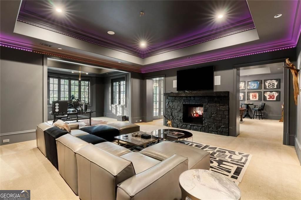 4076 Glen Devon Drive NW