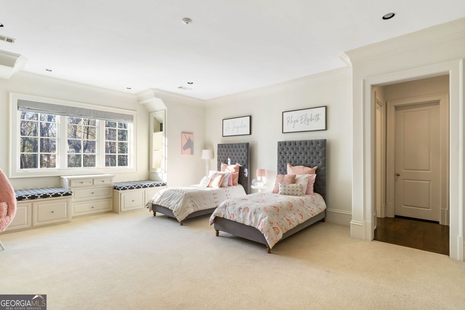 4076 Glen Devon Drive NW