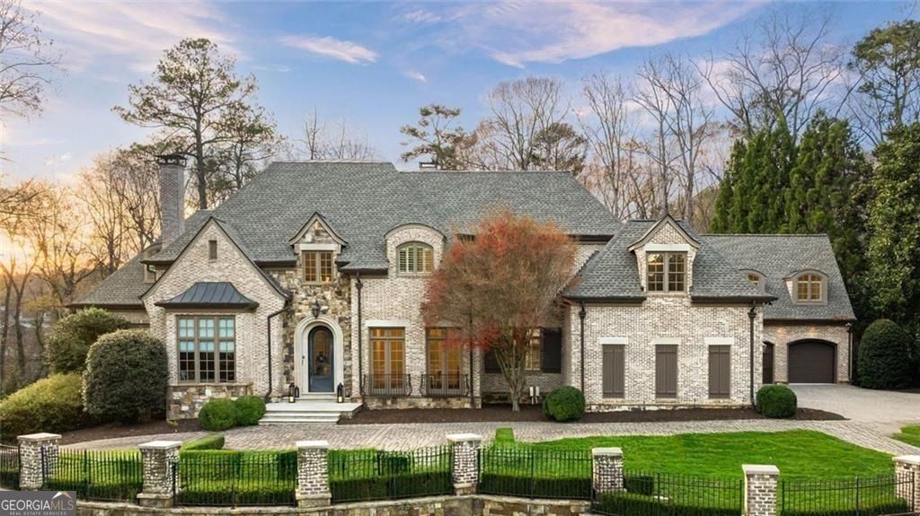 4076 Glen Devon Drive NW