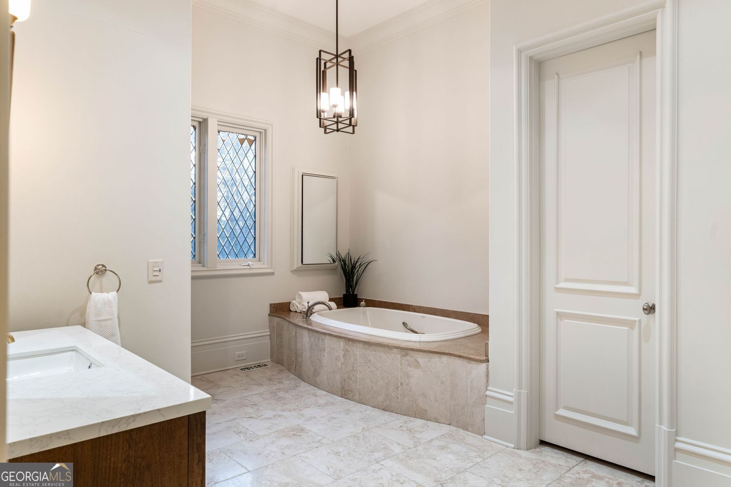 4076 Glen Devon Drive NW