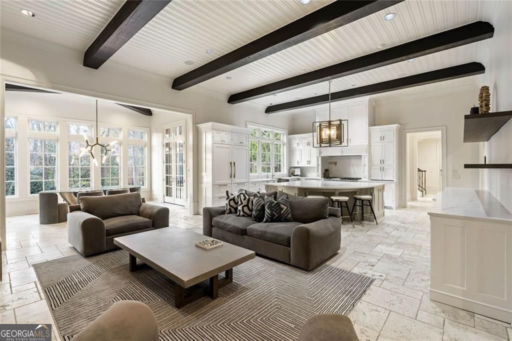 4076 Glen Devon Drive NW