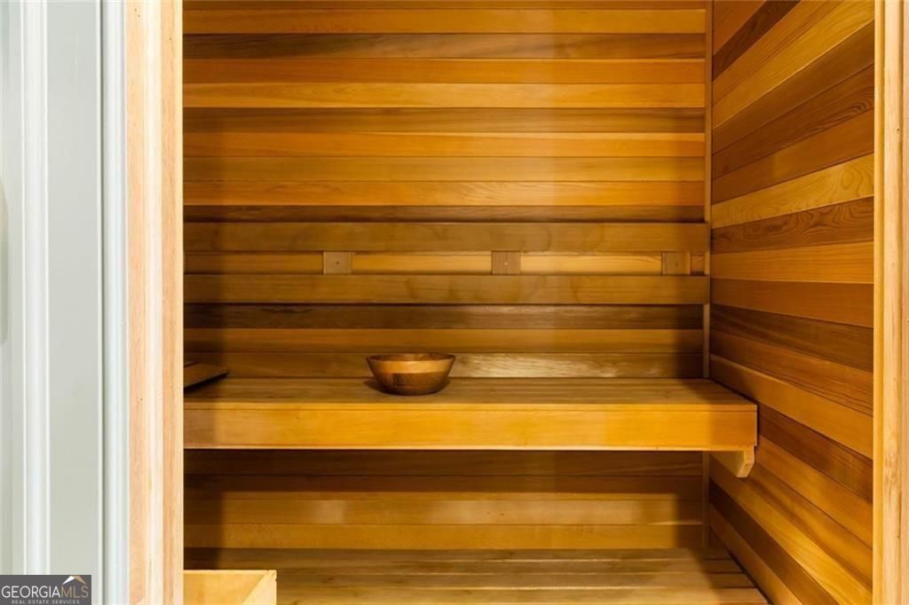 4076 Glen Devon Drive NW