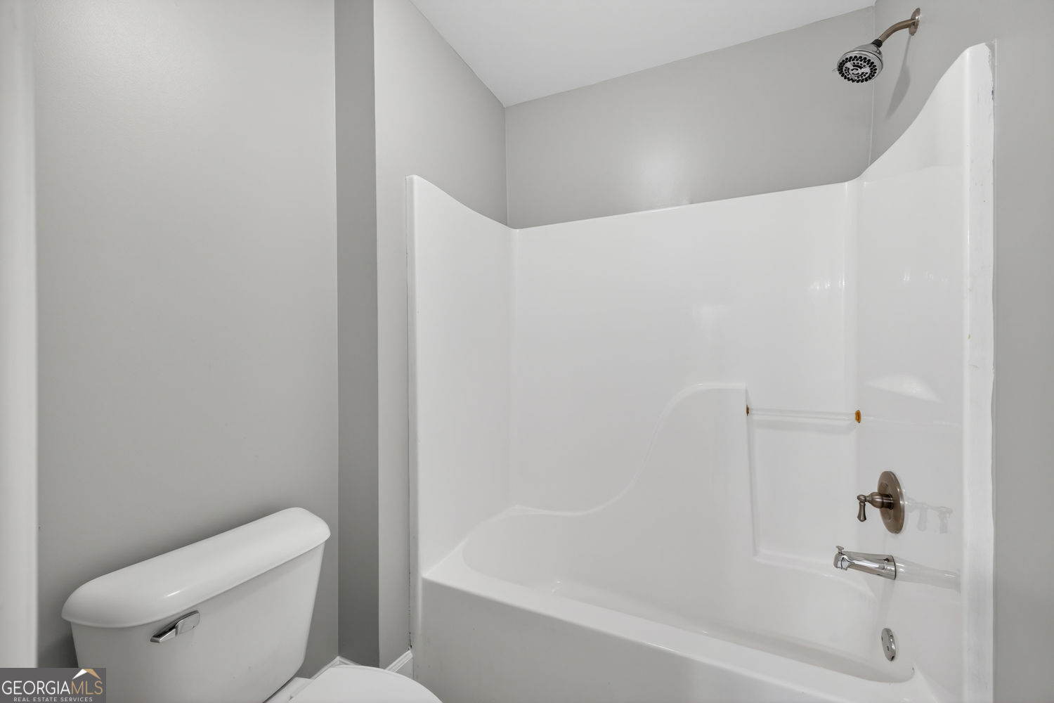 8228 River Pointe Overlook