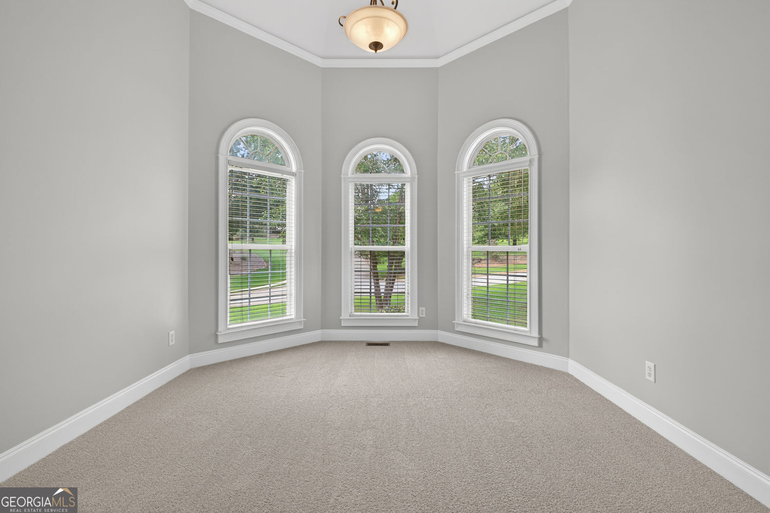 8228 River Pointe Overlook
