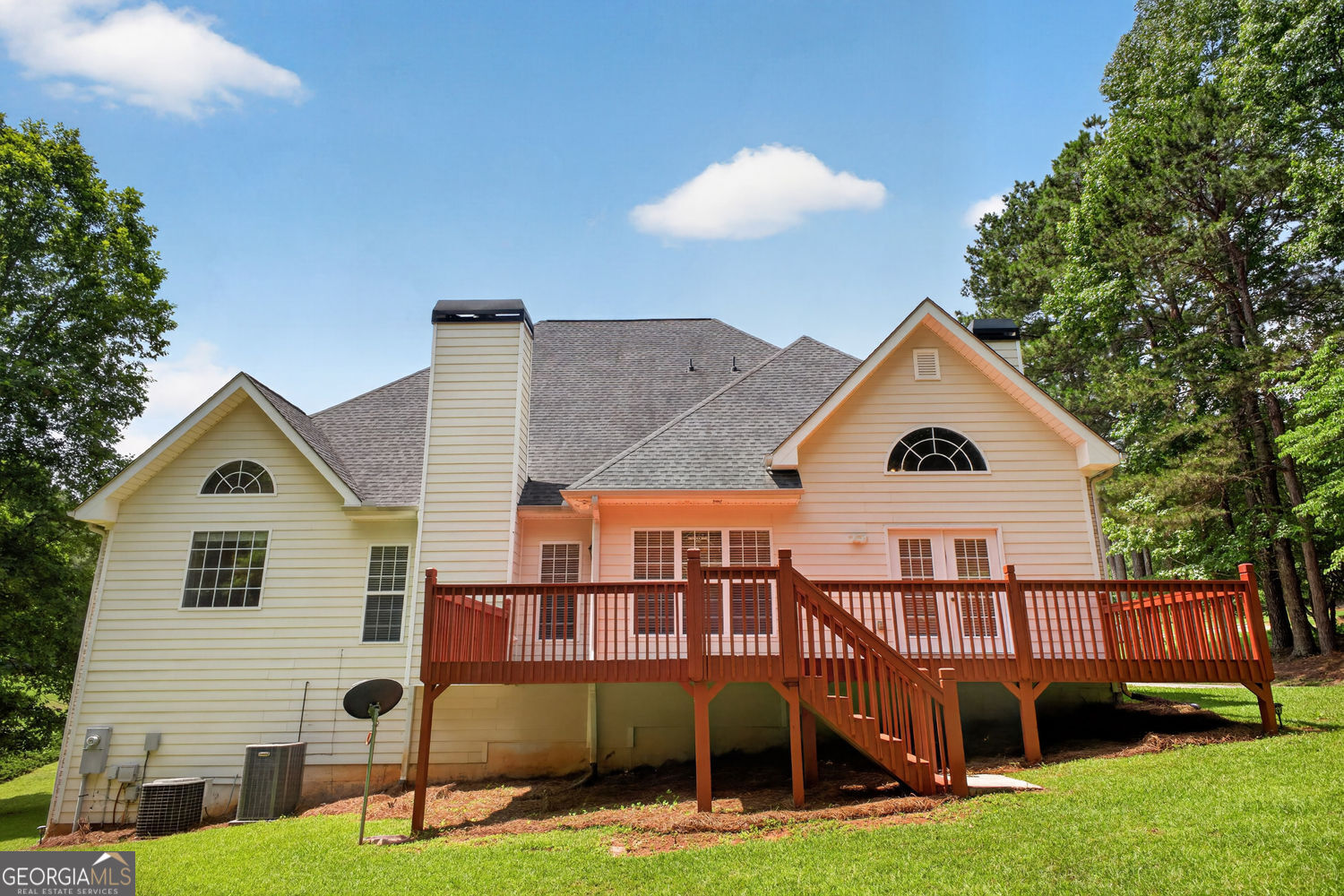 8228 River Pointe Overlook